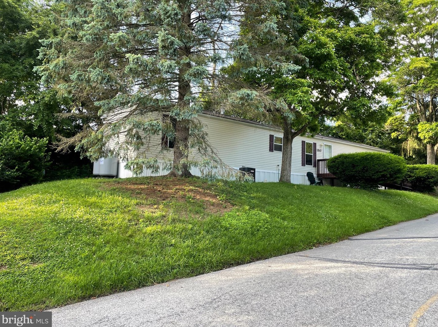 1517 Jonathan Rd, West Chester, PA 19380-1543