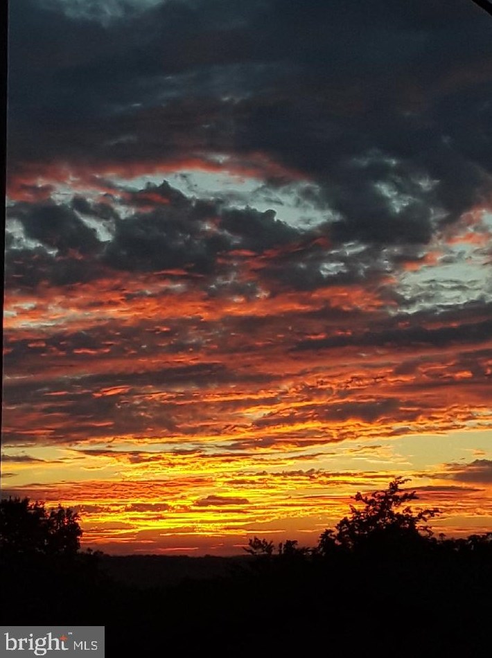 353 Mcintosh Rd, West Chester PA  19382-1980 exterior