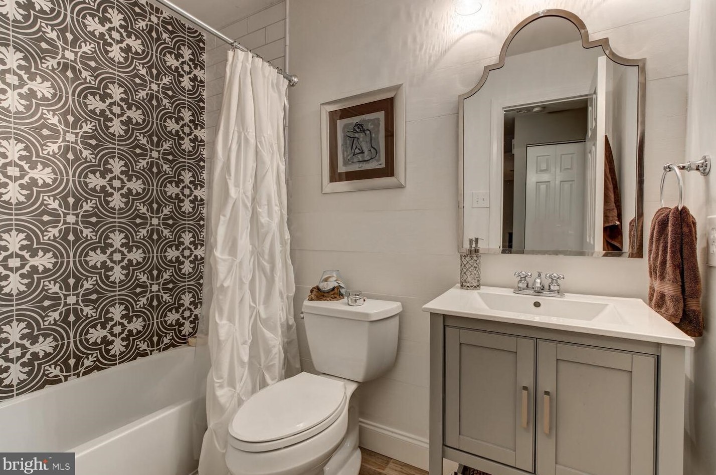 353 Mcintosh Rd, West Chester PA  19382-1980 exterior