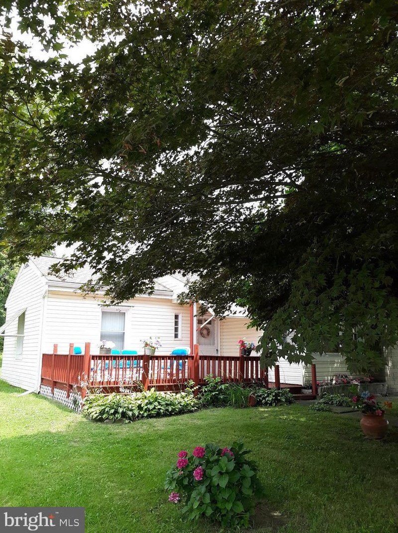 983 Lincoln Hwy, Romansville, PA 19320-3537