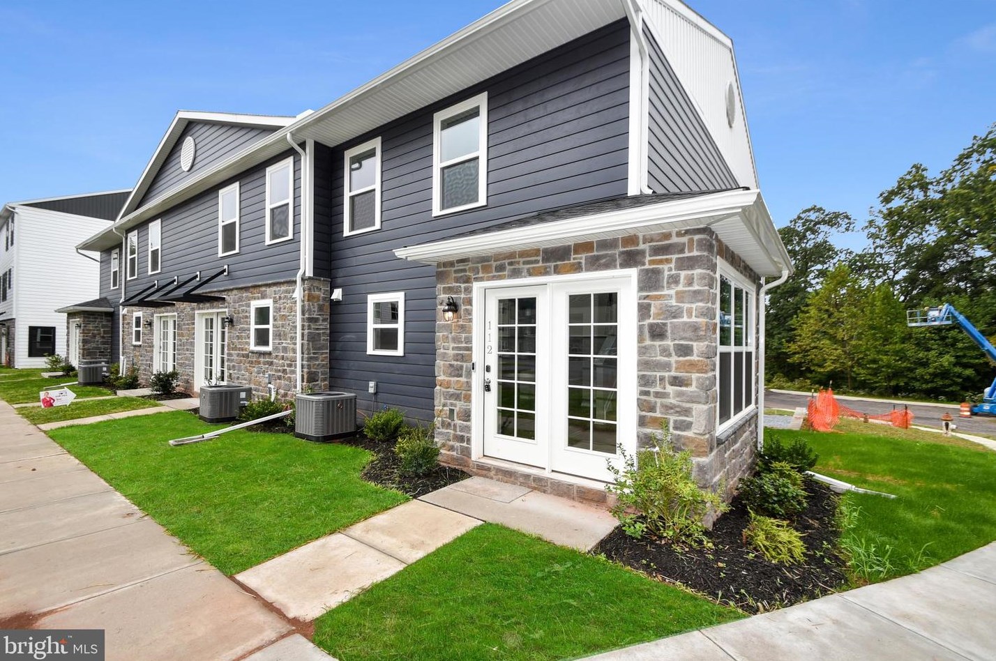 159 High Pointe Dr #16, Hummelstown, PA 17036