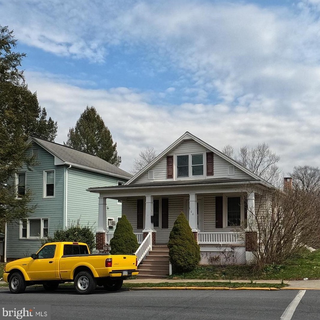 300 Adelia St, Hbg Inter Airp, PA 17057-2712