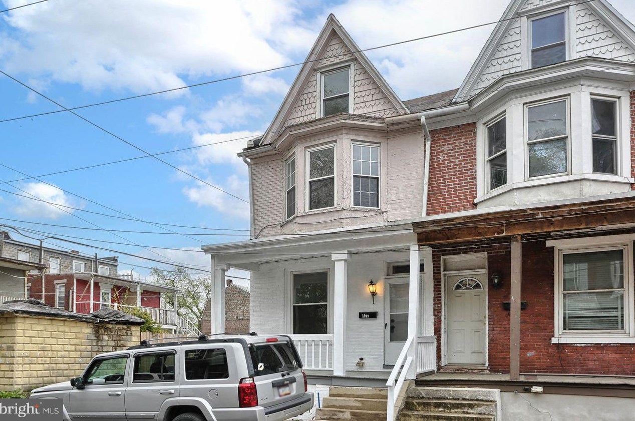627 Oxford St, Harrisburg, PA 17110