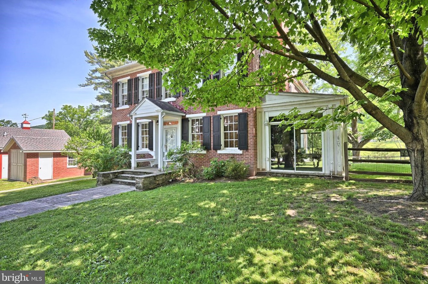530 Main St, Elizabethville, PA 17023-8889