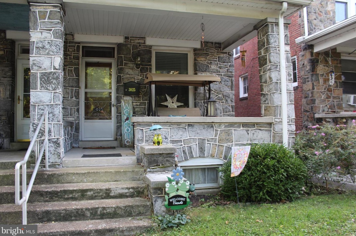 3025 Derry St, Harrisburg, PA 17111-1645