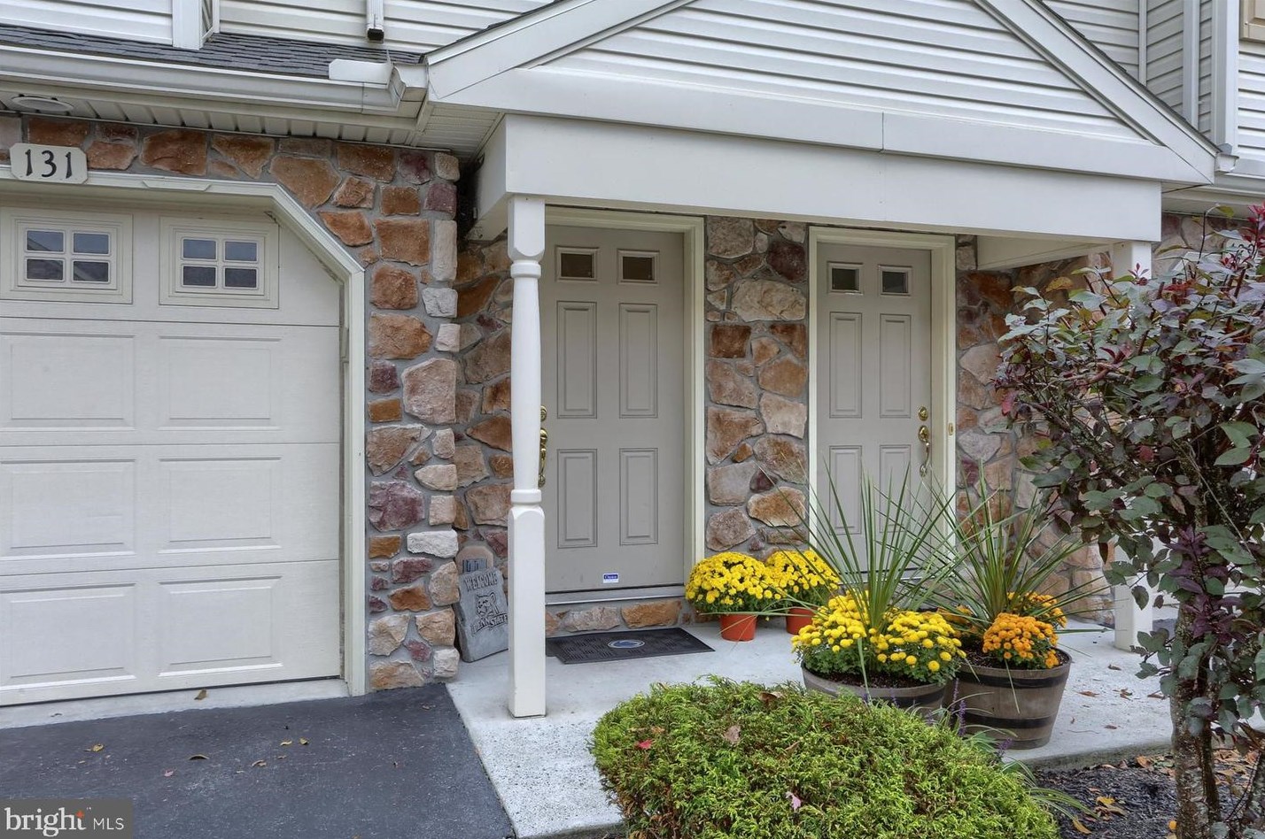 131 Mapleton Blvd, Harrisburg, PA 17112-3636