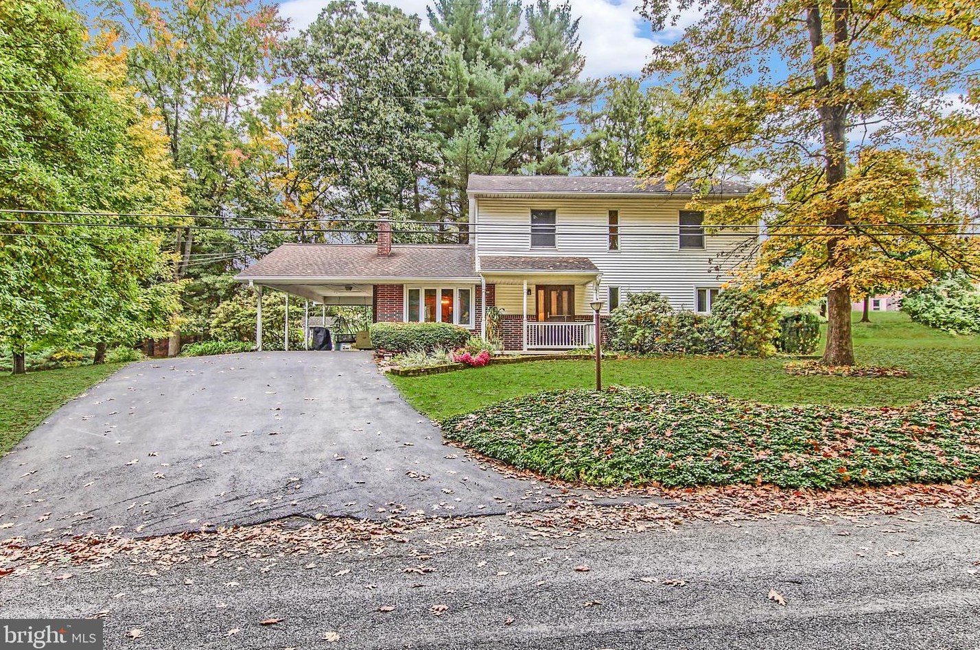 760 Shady Dr, Harrisburg, PA 17111