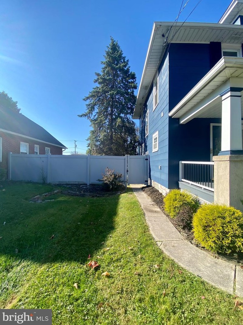 520 Hockersville Rd, Swatara, PA 17033