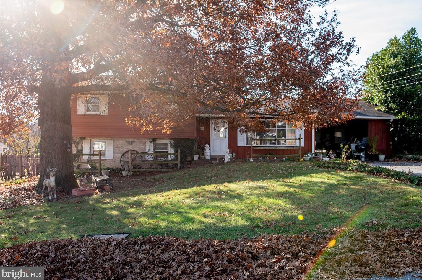 8071 Evelyn St, Hummelstown, PA 17036