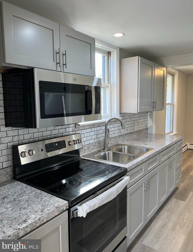 36 Hockersville Rd #apartment A, Swatara, PA 17033