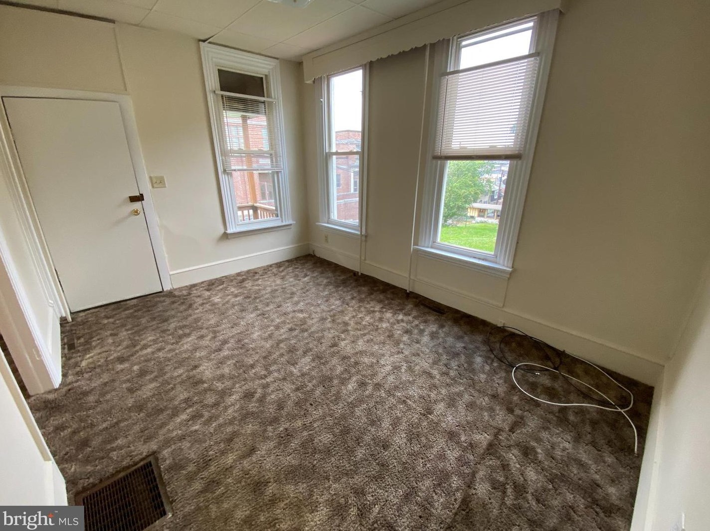 221 Walnut St, Harrisburg, PA 17113
