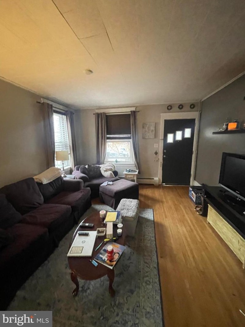 1948 Manada St, Harrisburg, PA 17104