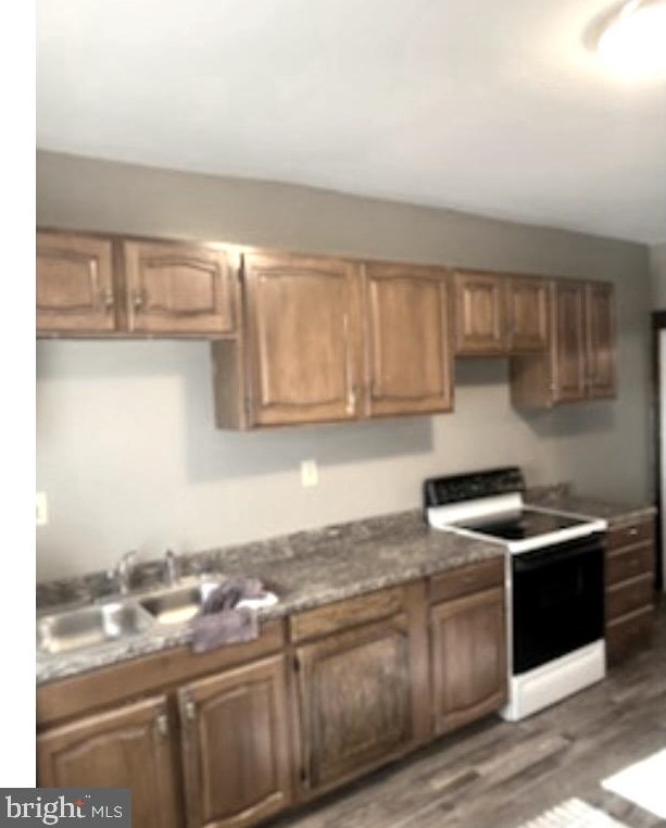 1615 Carnation St, Harrisburg, PA 17103