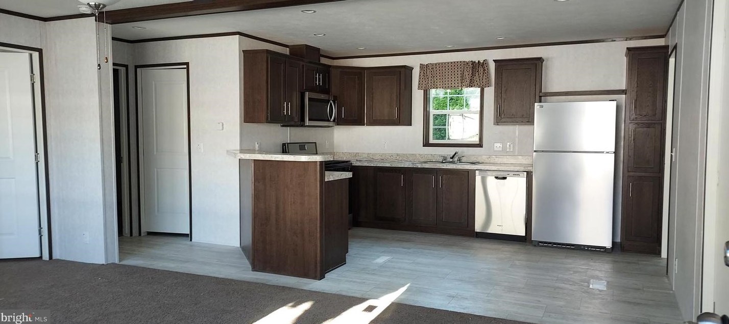 3596 Mobile Rd, Harrisburg, PA 17109
