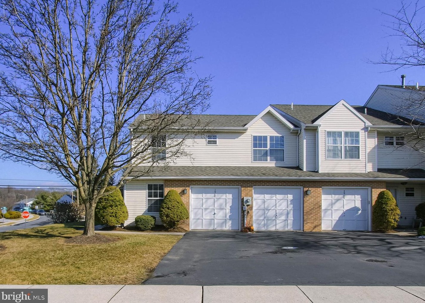 1900 Daybreak Cir, Harrisburg, PA 17110