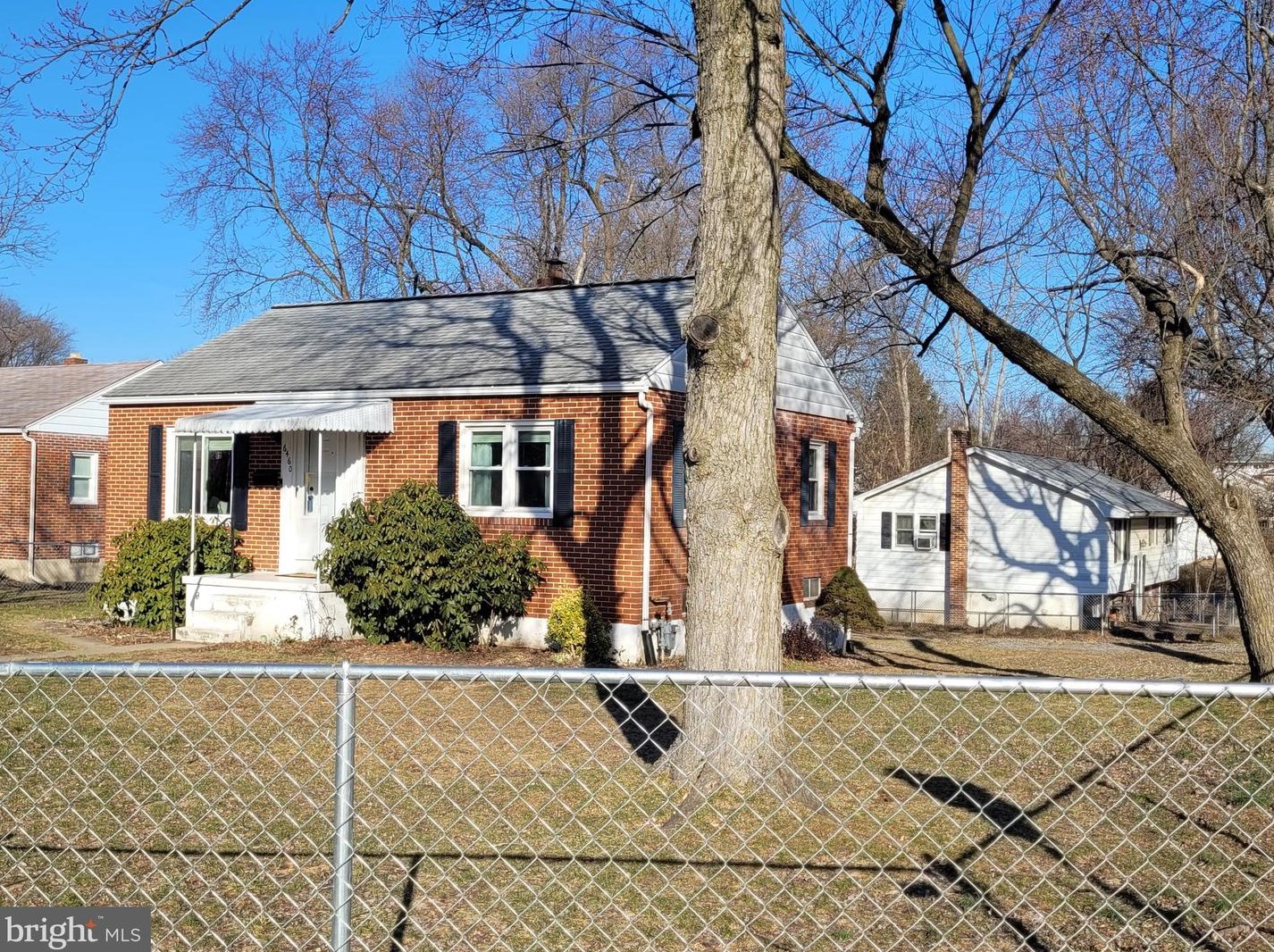 6460 Somerset St, Harrisburg, PA 17111