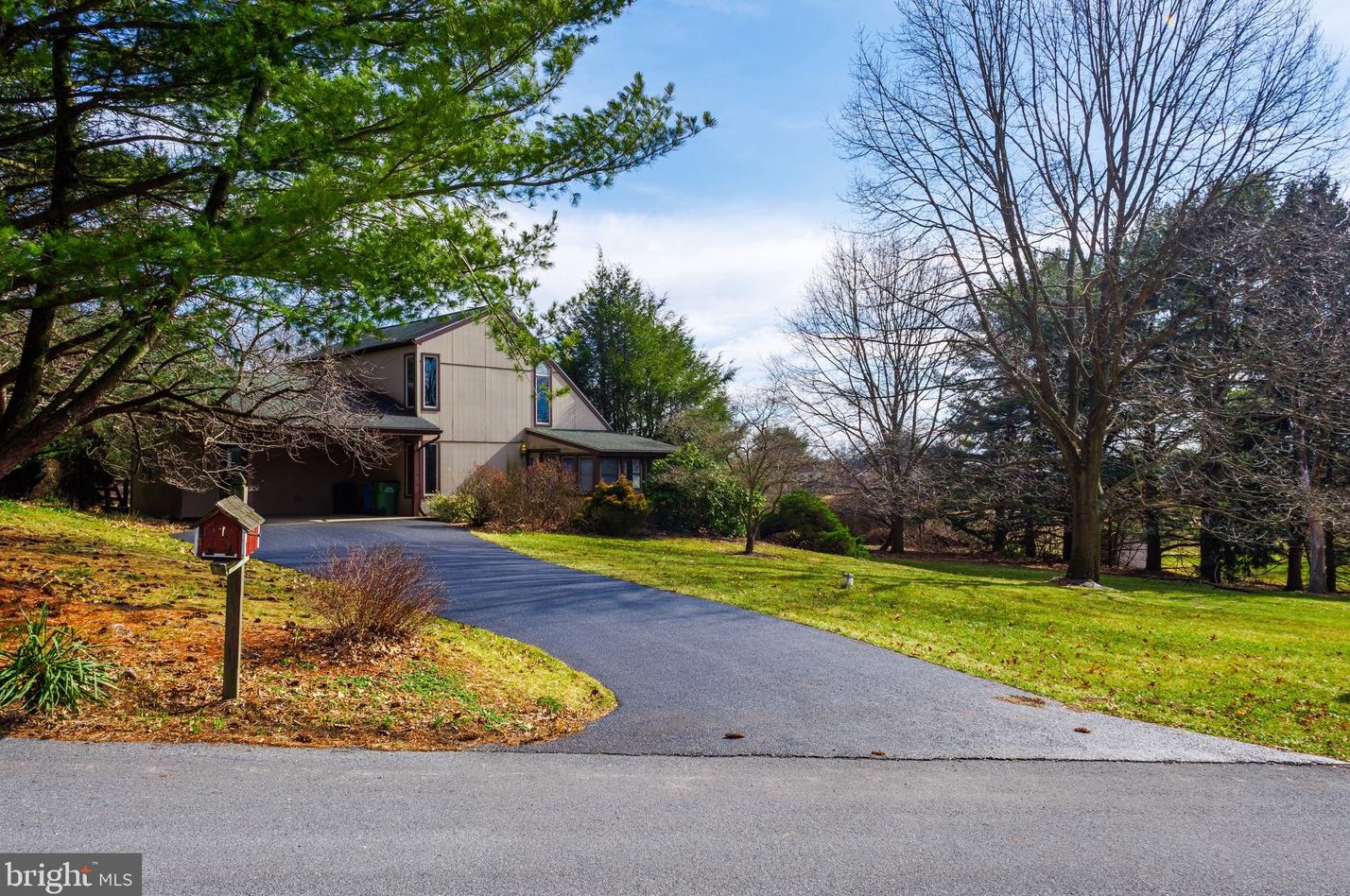 13 Banbury Square, Hummelstown, PA 17036