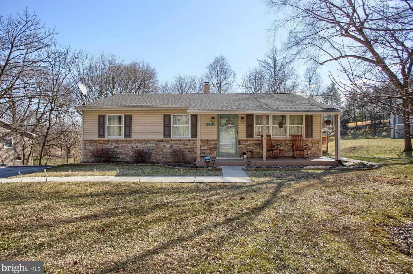 2115 Church Rd, Hummelstown, PA 17036