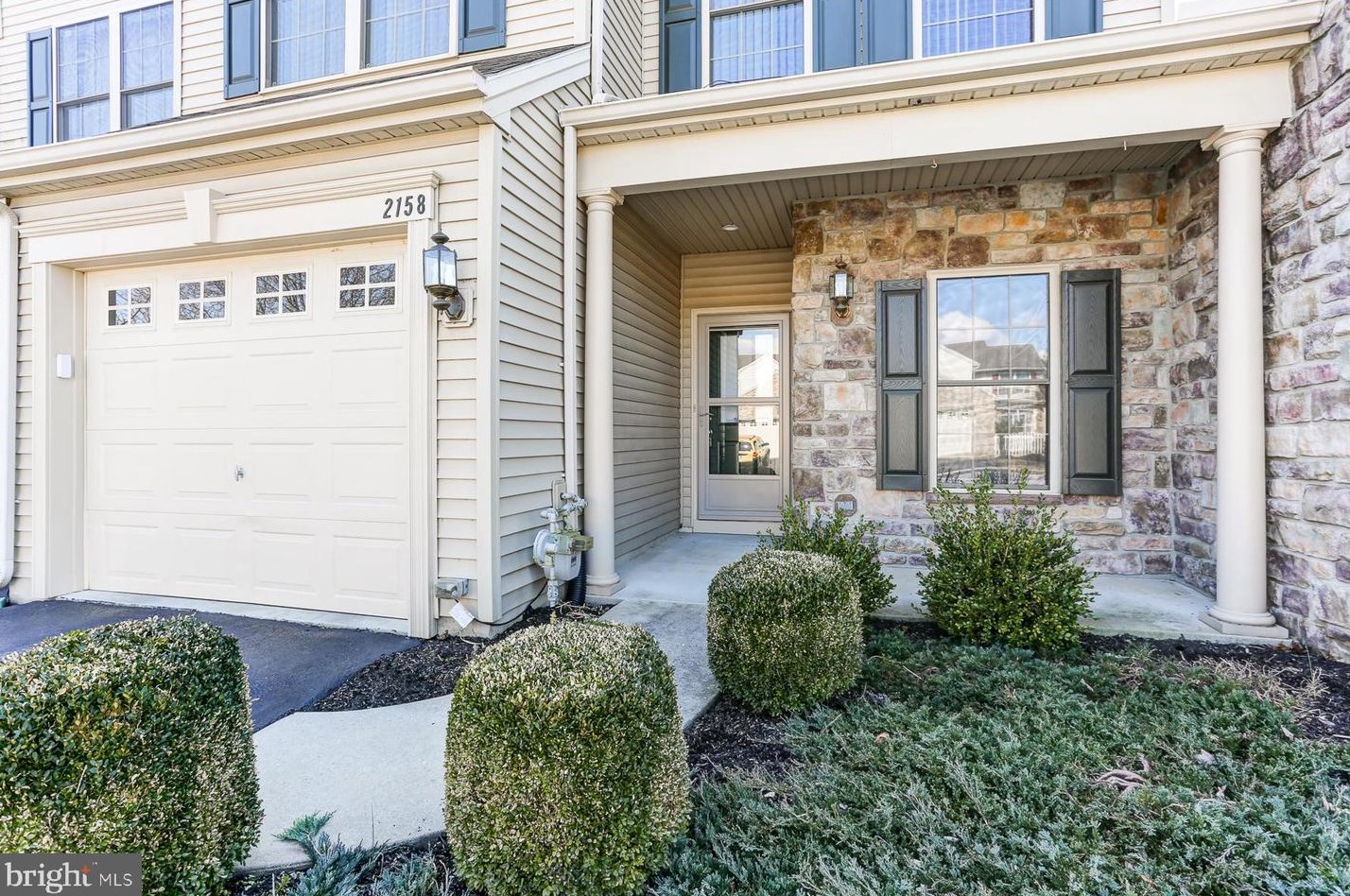 2158 Gelder Park Dr, Hummelstown, PA 17036