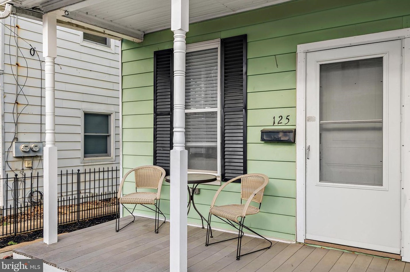 125 S Railroad St, Hummelstown, PA 17036