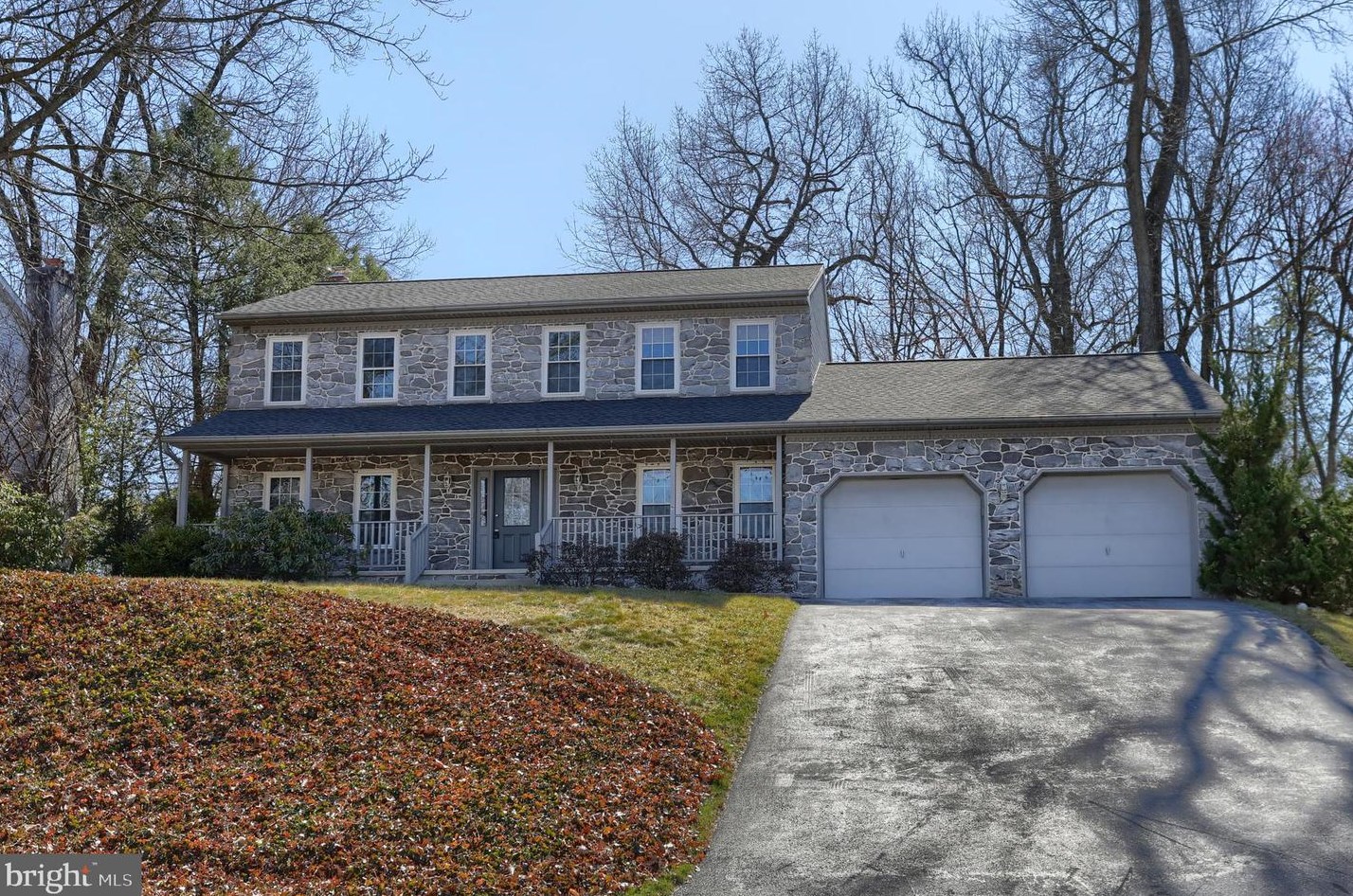 850 Zermatt Dr, Hummelstown, PA 17036