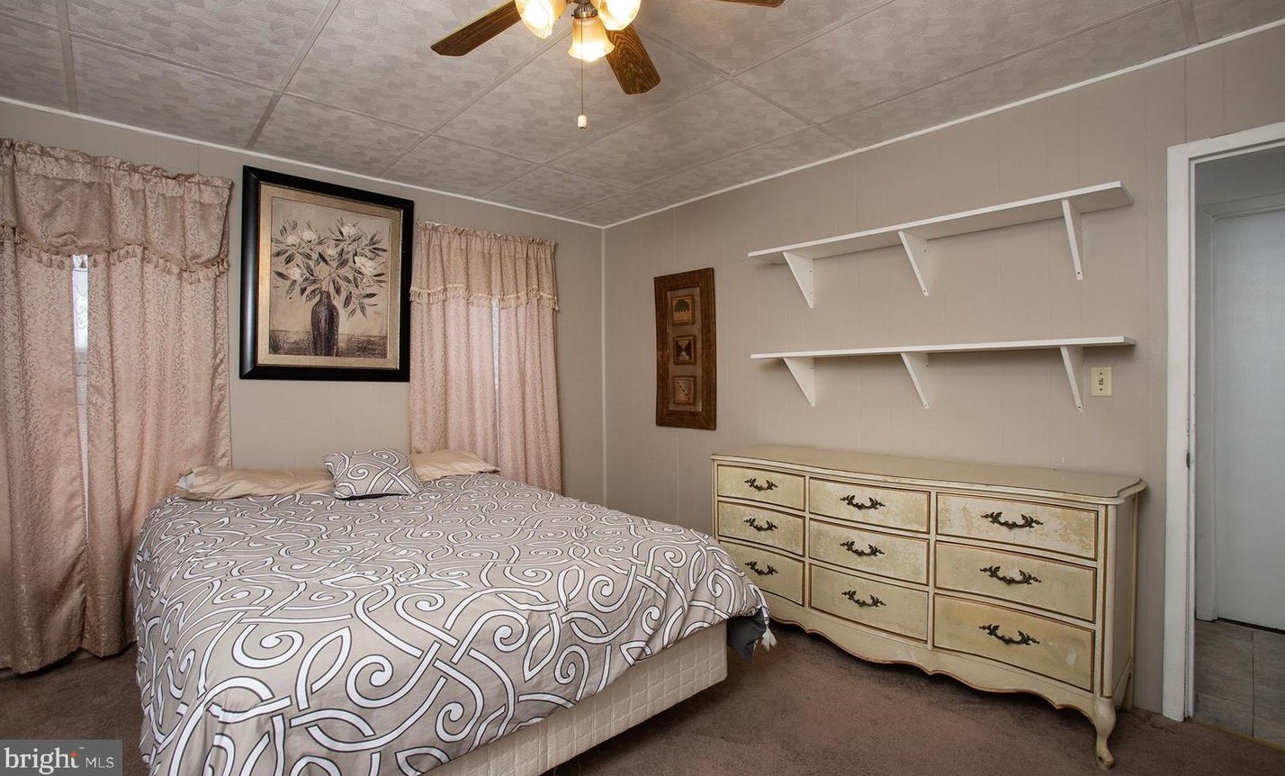 225 Ann St, Hbg Inter Airp PA  17057-1102 exterior