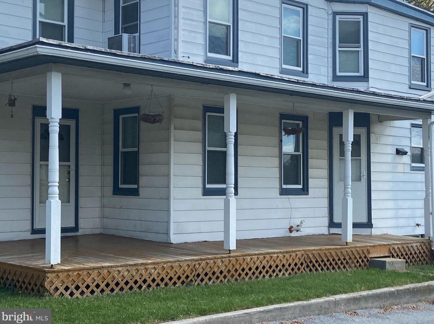 1702 Palm St #2nd Floor, Swatara, PA 17033