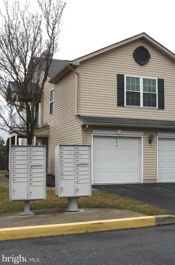 222 Sparrow Rd, Hummelstown, PA 17036