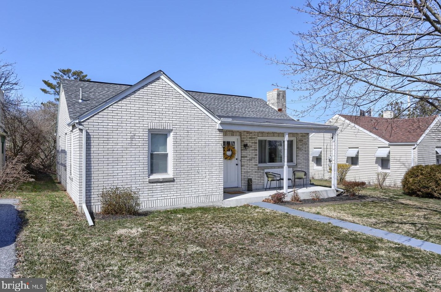 70 S Houcks Rd, Harrisburg, PA 17109