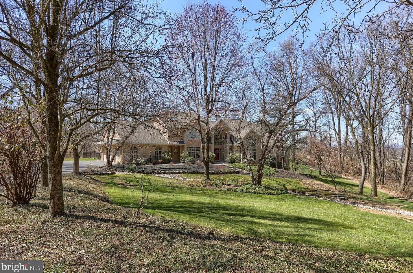 1345 Wyndham Rd, Hummelstown, PA 17036