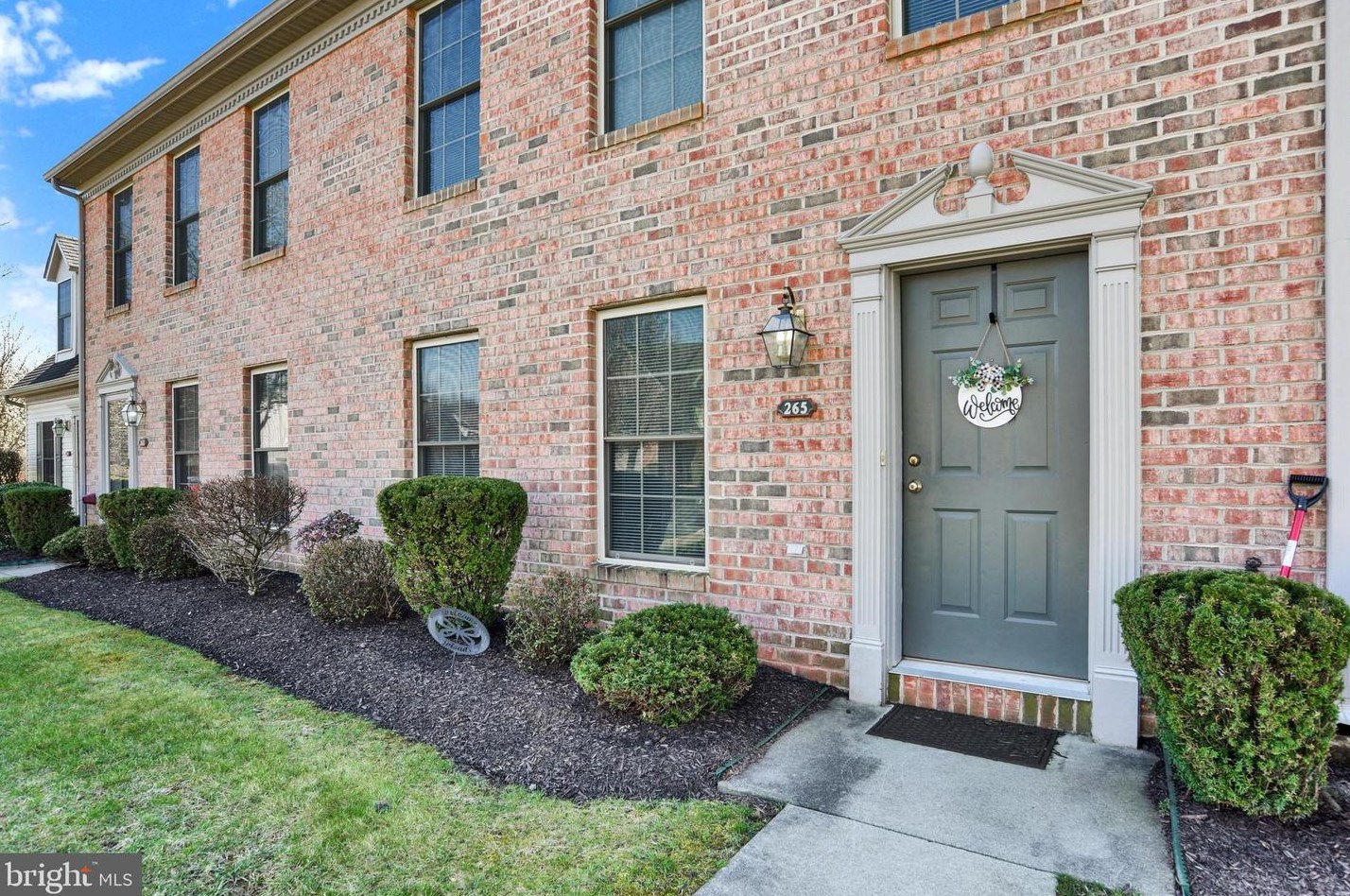 265 Saddle Ridge Dr, Harrisburg, PA 17110