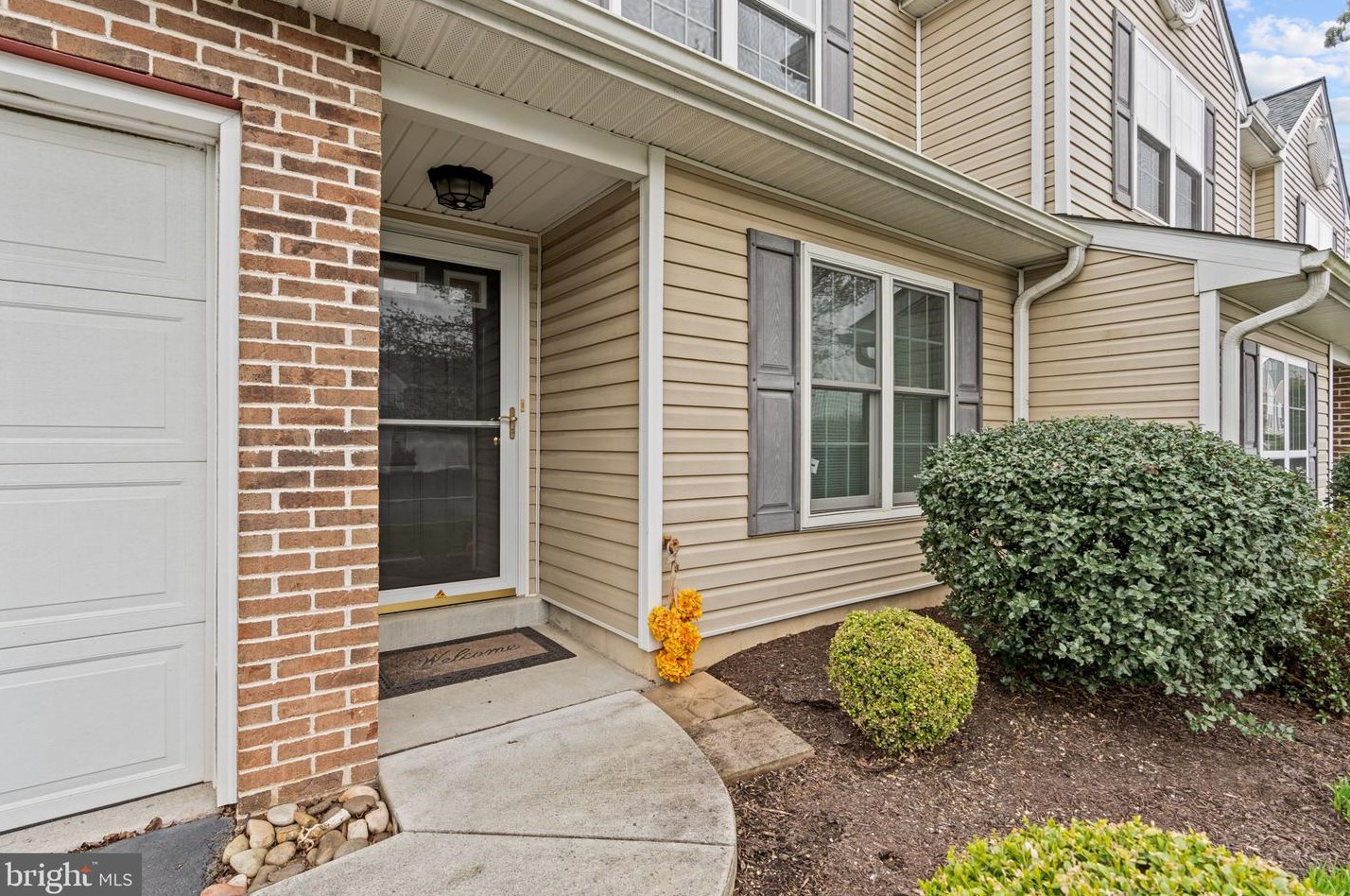 129 Kestrel Ct, Hummelstown, PA 17036