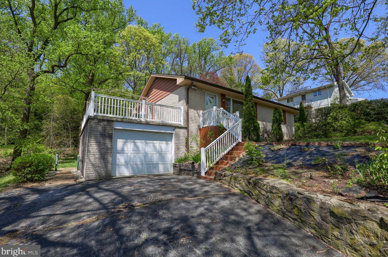 1942 Miller Rd, Hummelstown, PA 17036