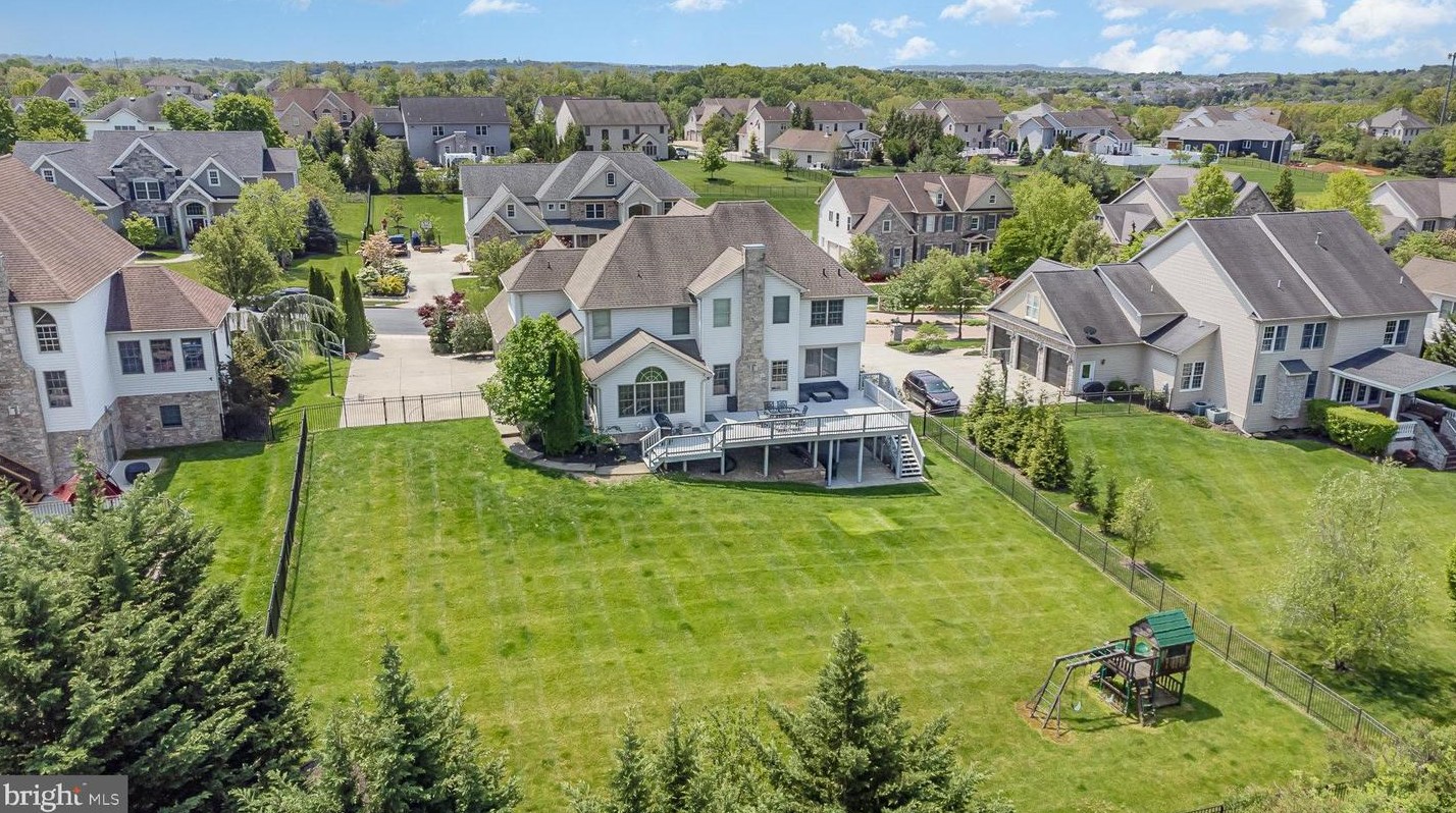 6428 Farmcrest Ln, Harrisburg, PA 17111-4783