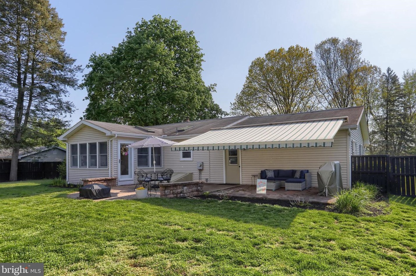 2923 Orchard Ln, Hbg Inter Airp PA  17057-5114 exterior