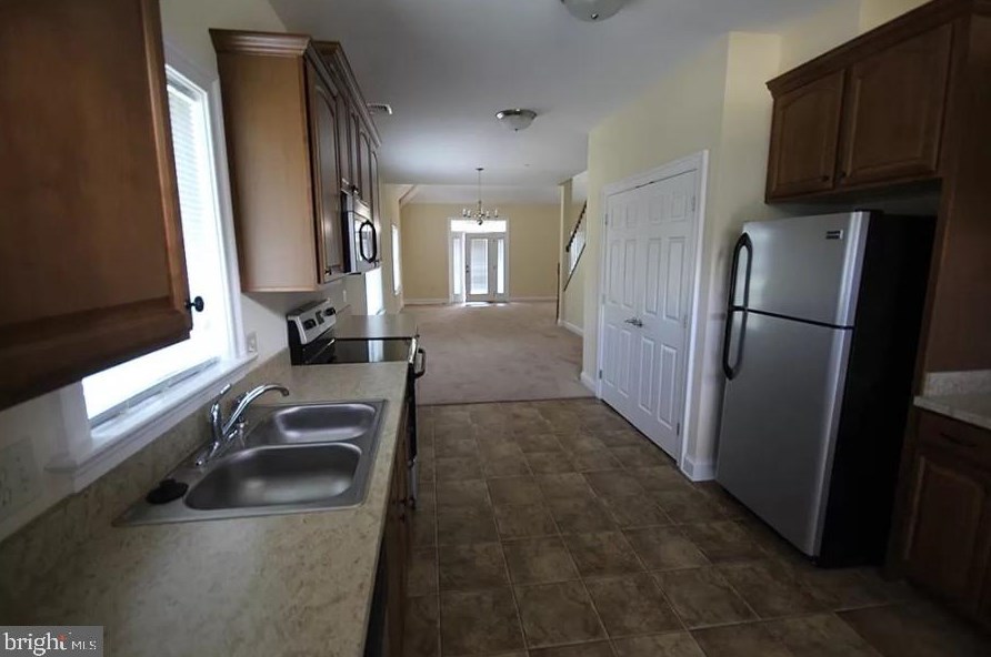 108 High Pointe Dr, Hummelstown, PA 17036