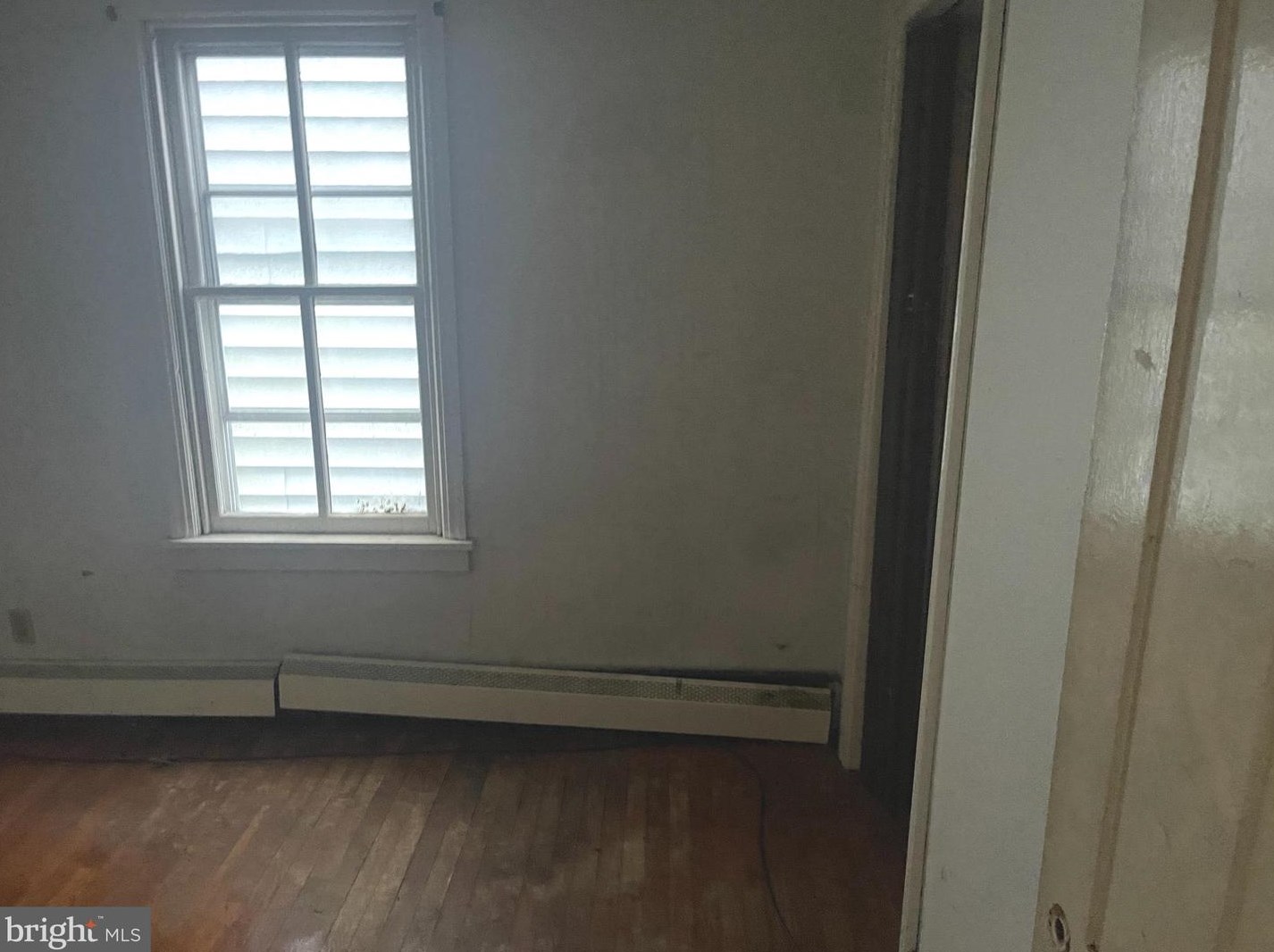 241 Water St, Hbg Inter Airp PA  17057-2257 exterior