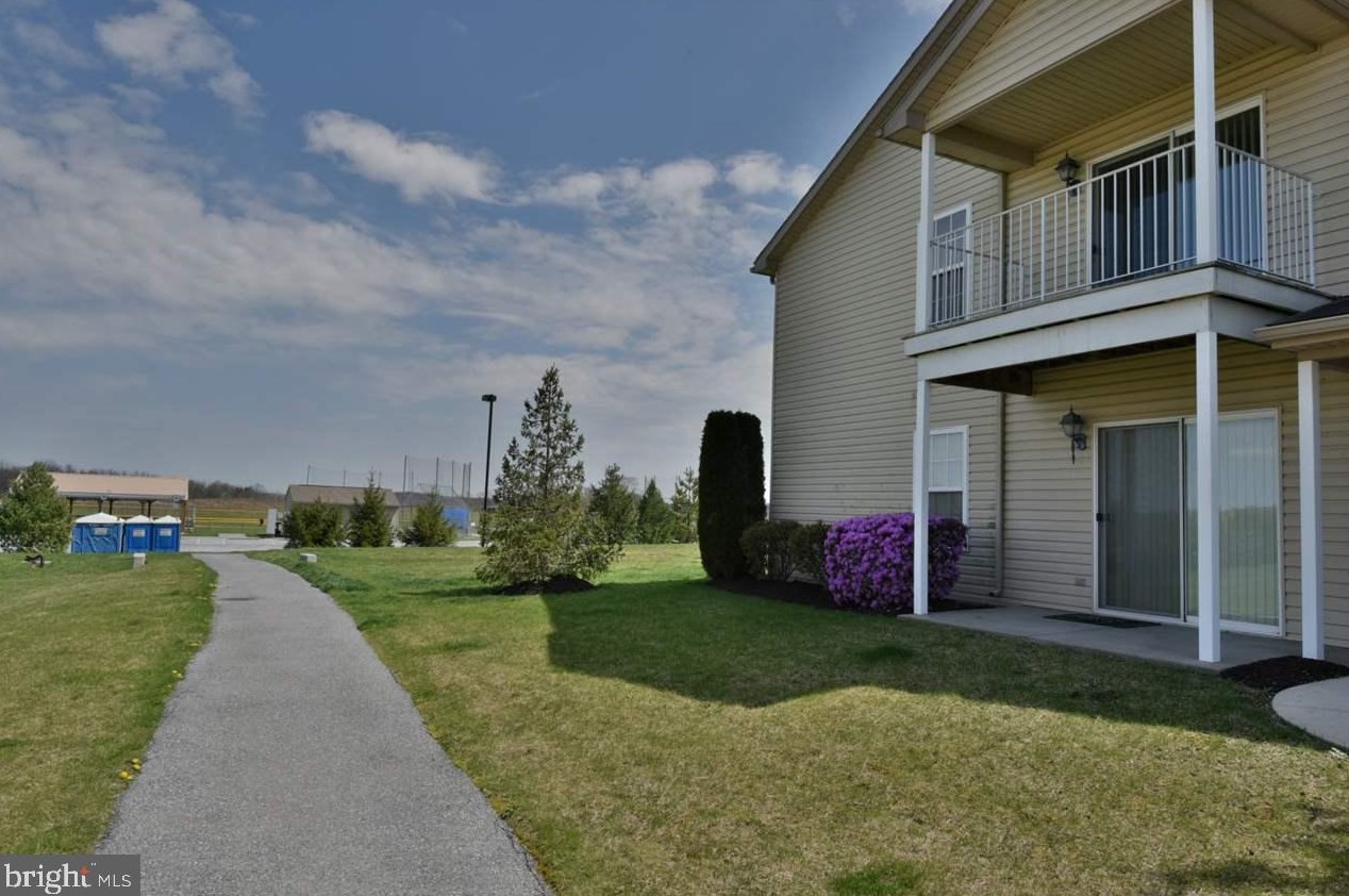 202 Sparrow Rd, Hummelstown, PA 17036