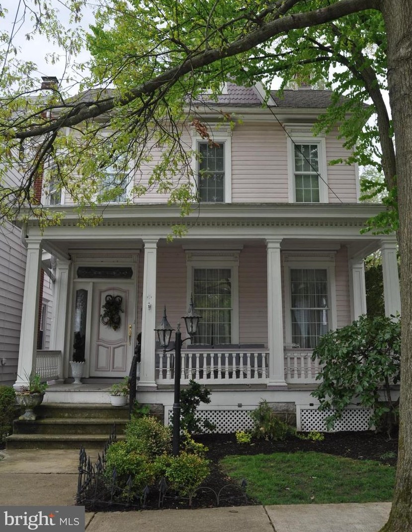 715 Market St, Lykens, PA 17048