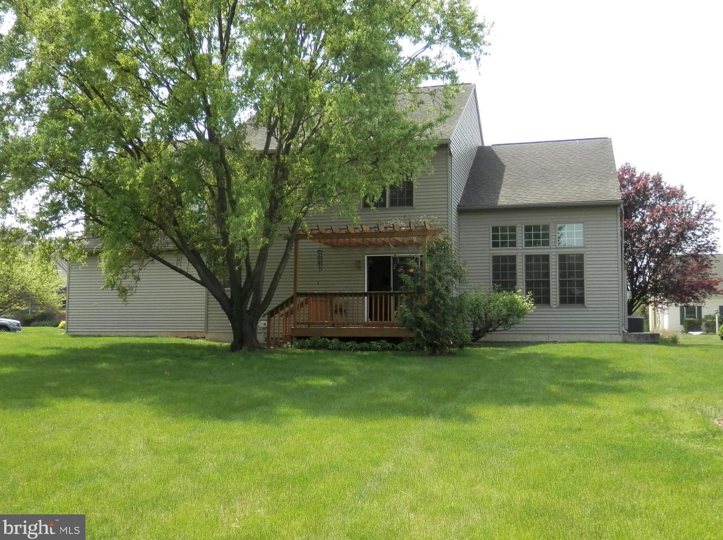 1119 Chadwick Cir, Hummelstown, PA 17036