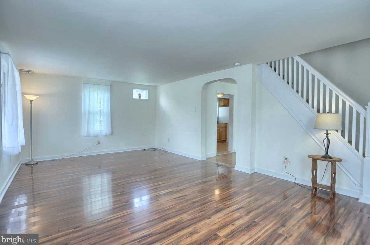 192 Market St, Highspire, PA 17034