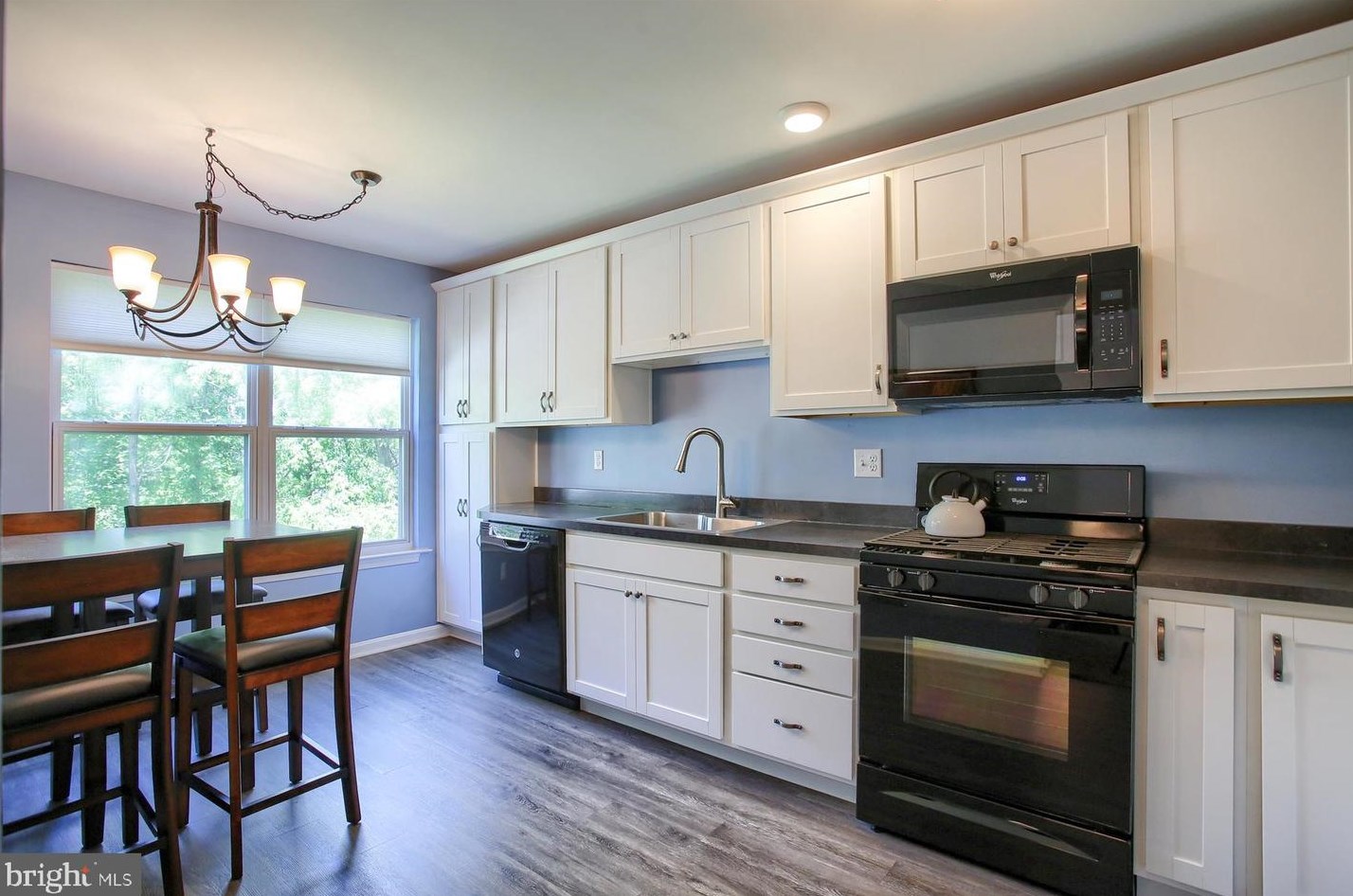 5784 Hidden Lake Dr, Harrisburg, PA 17111-4691