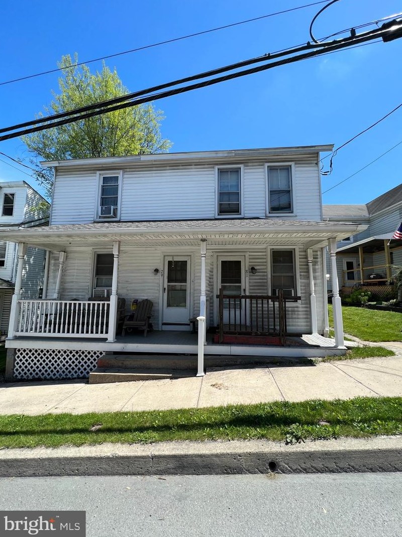 79 S Market St, Elizabethville, PA 17023