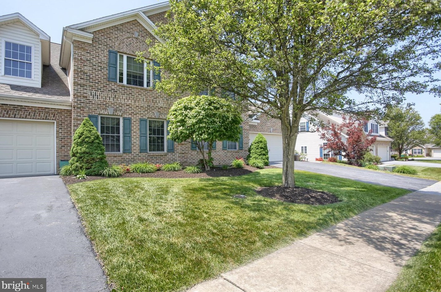 370 Schaffner Dr, Harrisburg, PA 17112