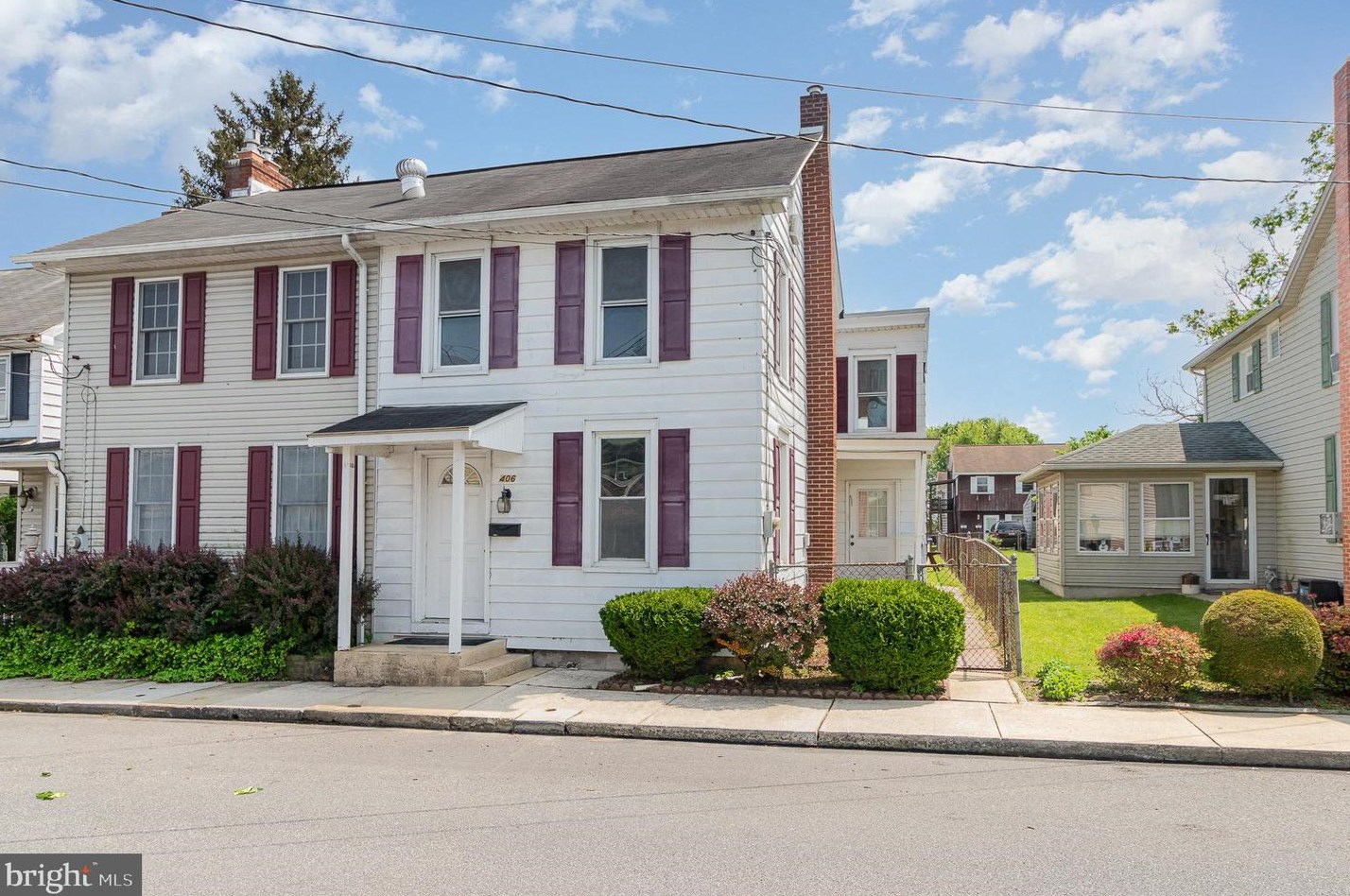 406 Burd St, Hbg Inter Airp, PA 17057