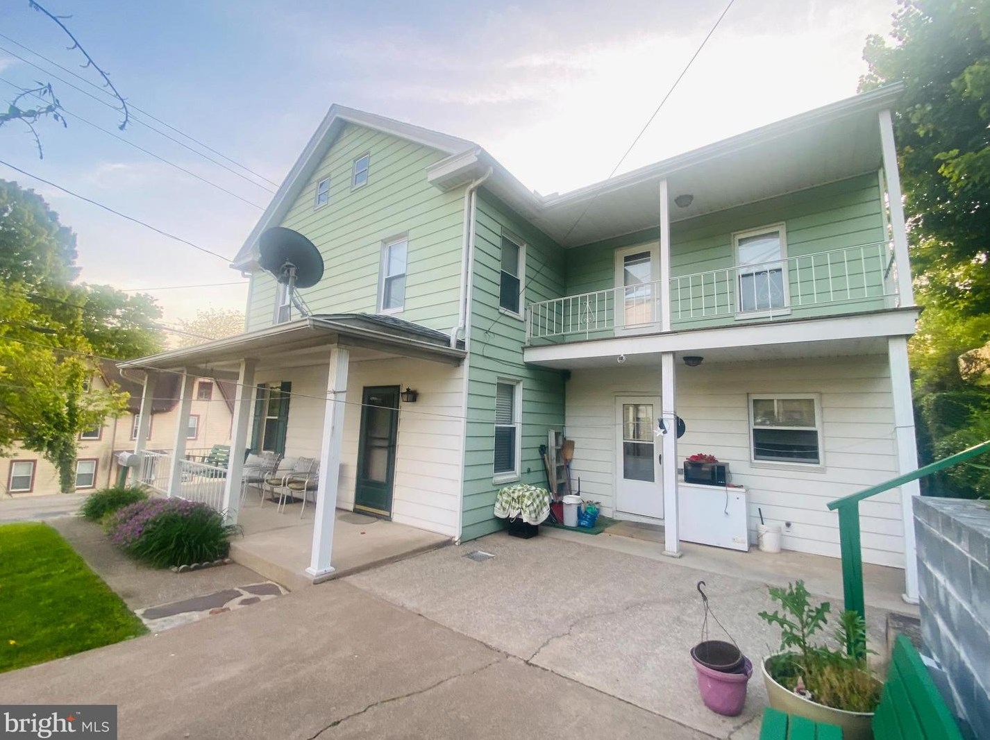 403 High St, Water Gap, PA 17018