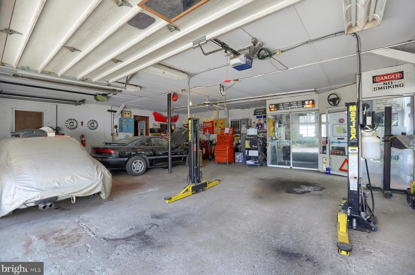 281 W 2nd St, Hummelstown, PA 17036