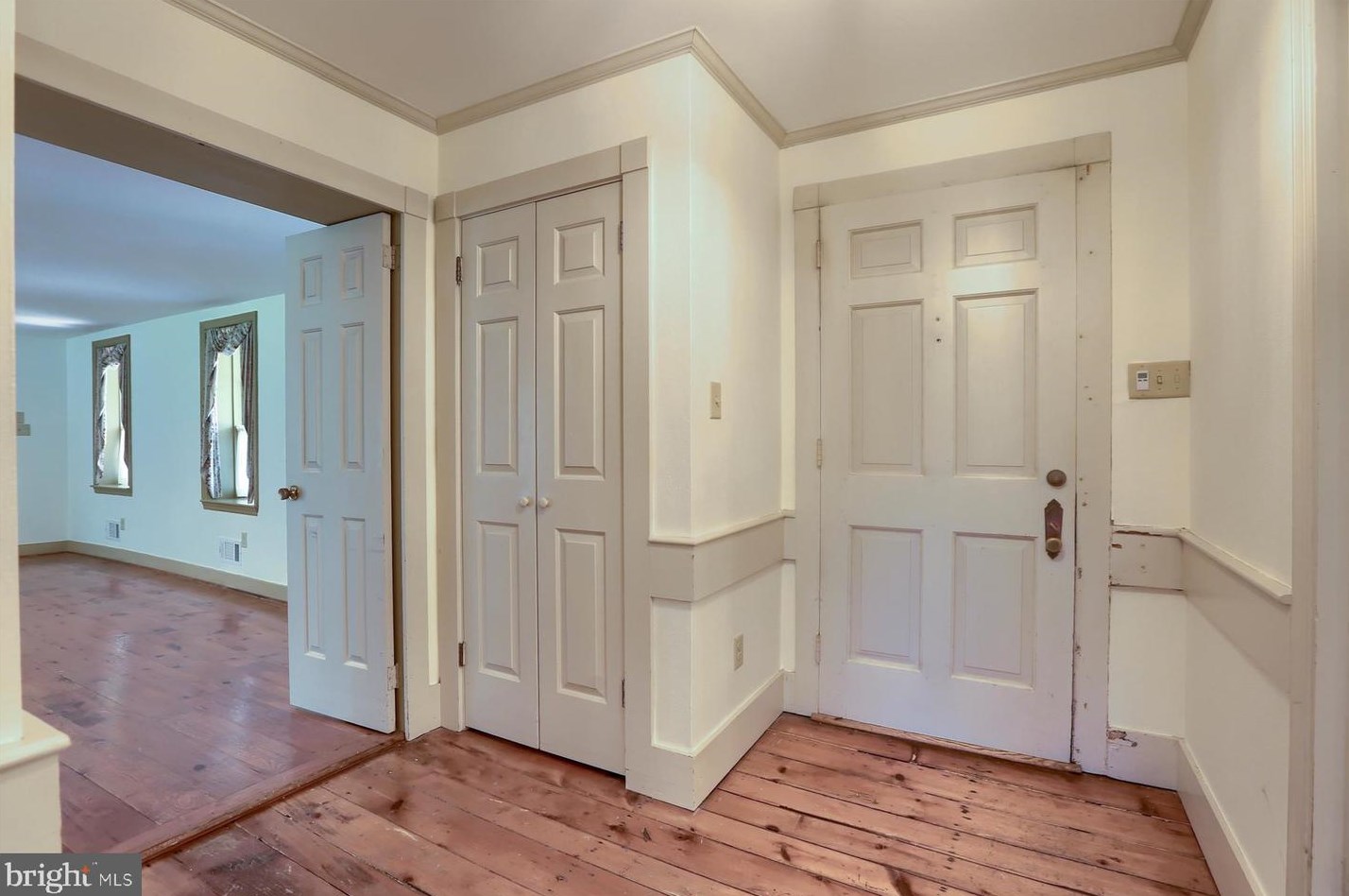 4551 Colebrook Rd, Swatara, PA 17033
