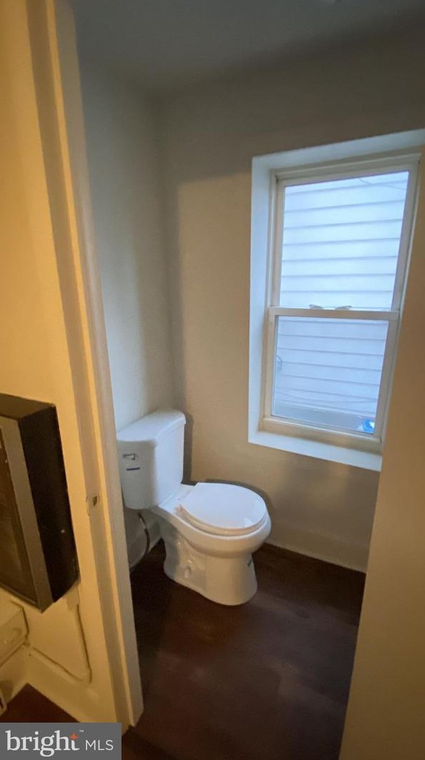 132 Main St, Hbg Inter Airp PA  17057-1215 exterior