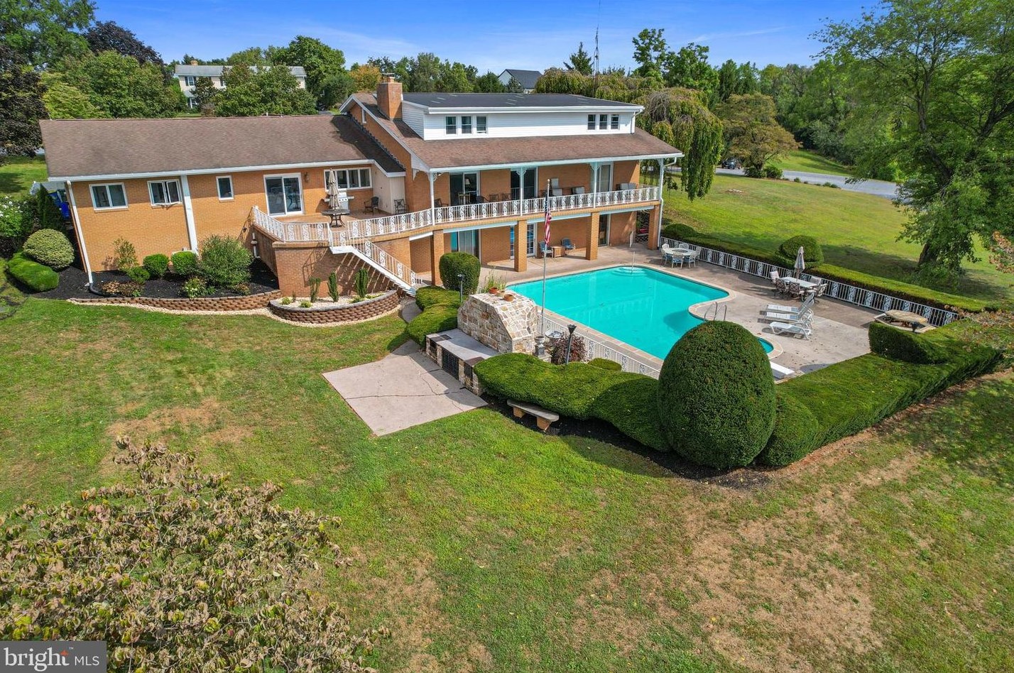 187 Jeff Ln, Hummelstown, PA 17036